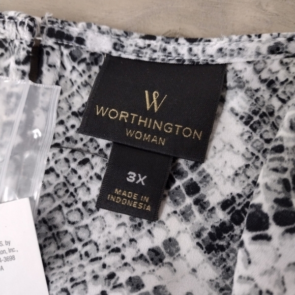 Worthington Black and White Relaxed 3/4 Sleeve Blouse - Picture 5 of 10